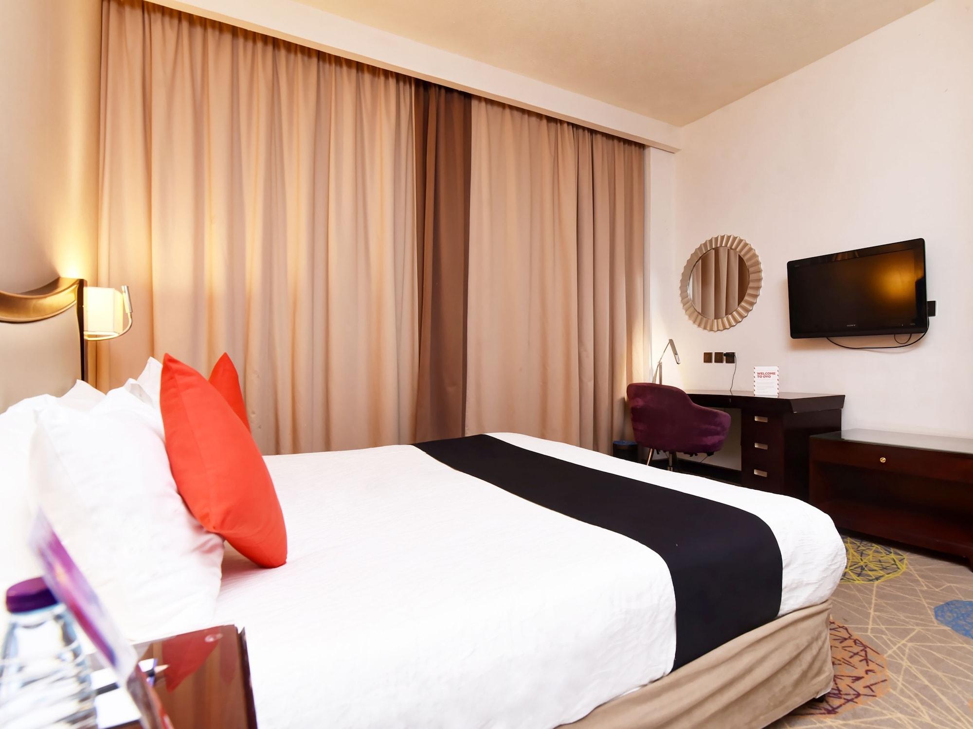 Hotel Mena